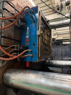 2022 LS MTRON THE ONE 3300 Injection Molding Horizontal/Vertical | Machinery Network (6)