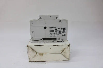 NEW SIEMENS 5SX2 216-7