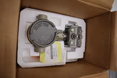 NEW HONEYWELL STD924-E1H-00000-1C-MB-S2-SV-XXXX PRESSURE TRANSMITTER STOCK 504-B