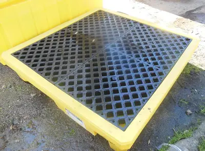 USED ULTRATECH 1000 ULTRA-SPILL PALLET P4