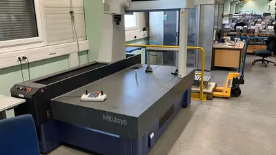USED 2019 MITUTOYO CRYSTA-APEX S9168