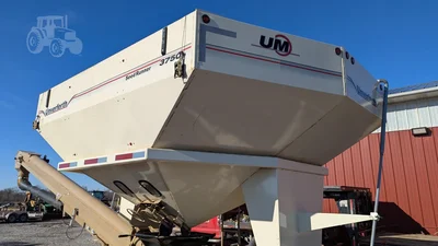 USED 2012 UNVERFERTH 3750