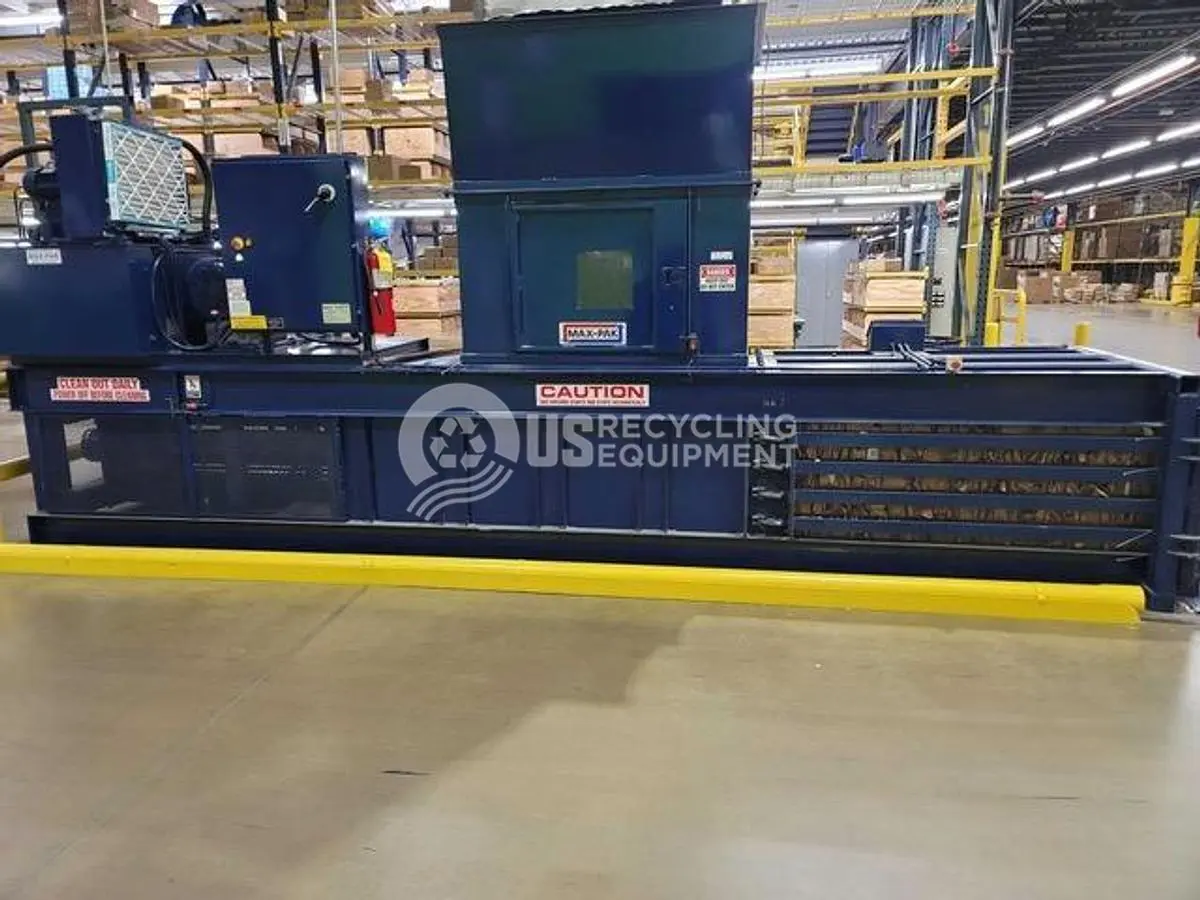 USED 2006 MAX PAK HCE 4272-60-8 CLOSED DOOR HORIZONTAL