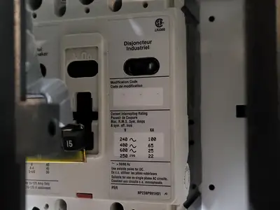 Used EATON HFD3015 Switchgears British Columbia CA | Lenmark #240461