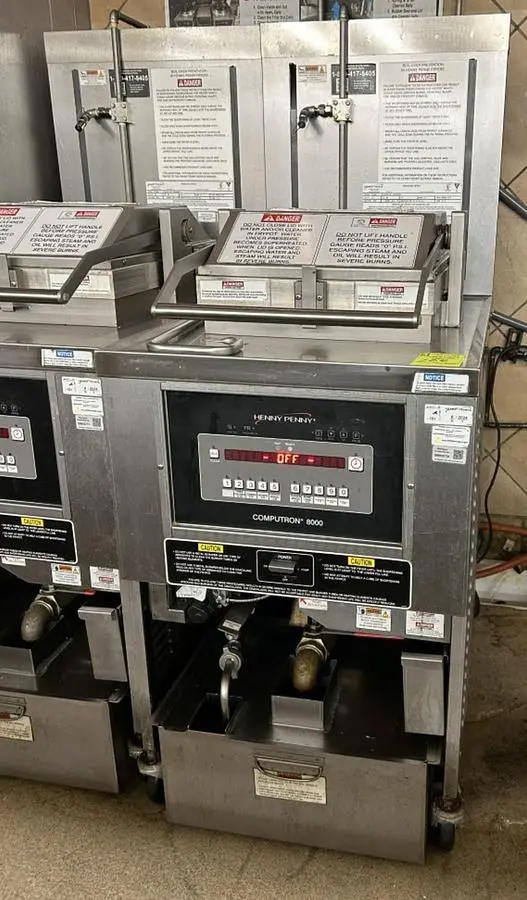 USED HENNY PENNY COMPUTRON 8000