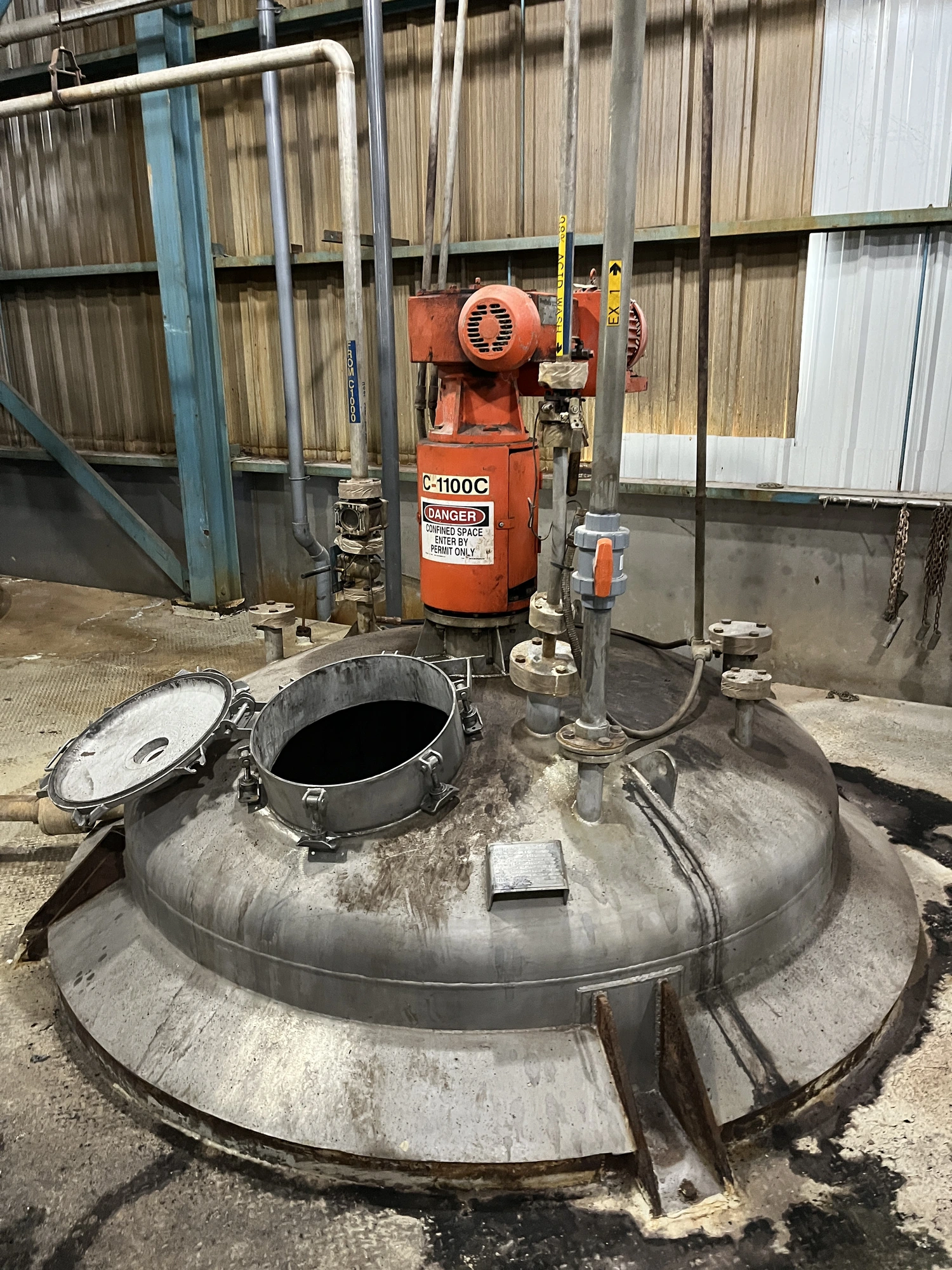USED 2000 ALLOY FABRICATORS 2,200 gallons