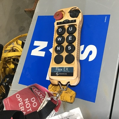 BUDGIT BEHCO310 Chain Hoist 3 Ton Capacity 2.5HP 50/60Hz 3PH 10fpm Speed w/Motor