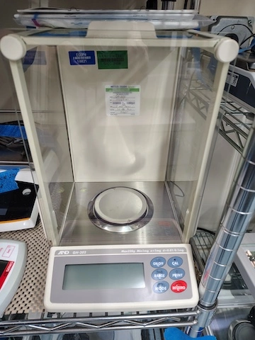Used _UNKNOWN_ _UNKNOWN_ Balances California US | Biotech Equipment Sales #1547449