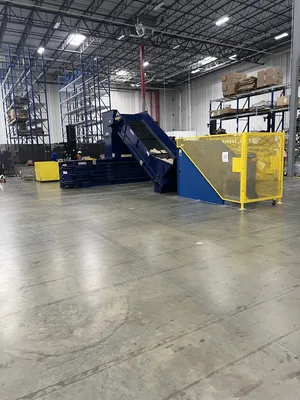MaxPak Baler Model HCE4272x72