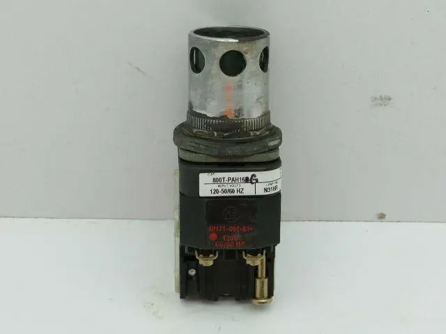 Allen Bradley 800T-PAH16G/T Green Illuminated Push Button 2N.O 2N.C Series T