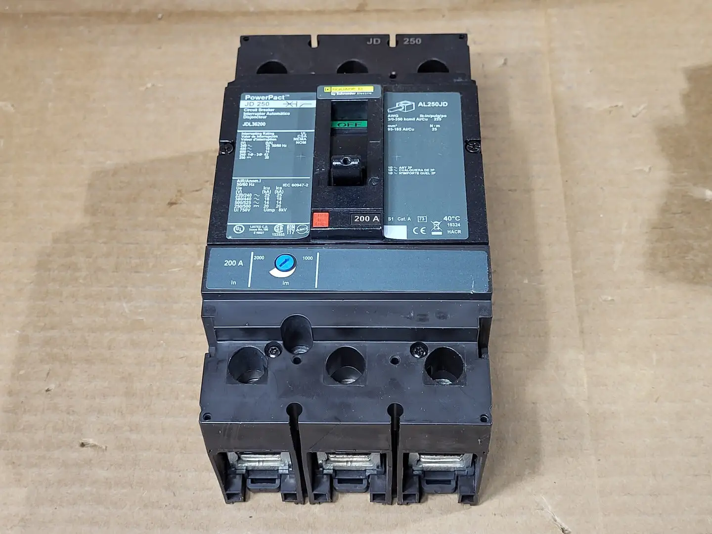 NEW SQUARE D JDL36200