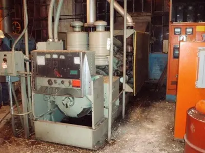 350 kW Delco Model E-5232RN Detroit Diesel Generator Set