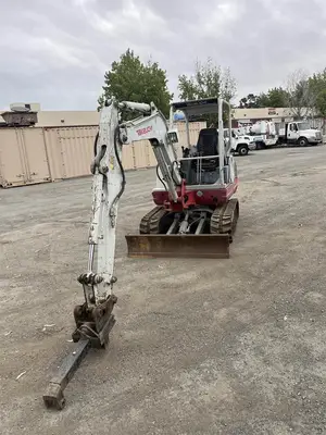 USED 2013 TAKEUCHI TB235