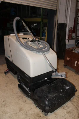 USED TENNANT ES480