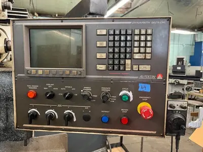 1999 HURCO DYNAPATH 750 Knee Mills | Rock Solid Tools (17)