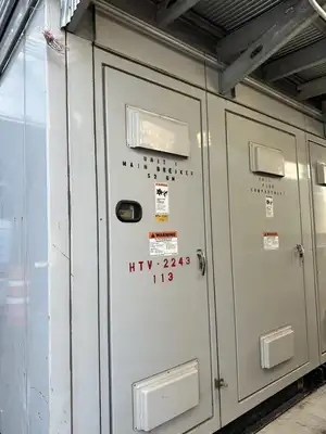 Used _UNKNOWN_ _UNKNOWN_ Switchgears New York US | Apex Auctions #1550774
