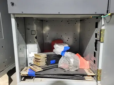 Low Voltage PDC / Switchgear Section, 4000A Magnum DS Breaker, 600V 3PH