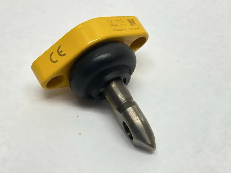 Used Pilz Rotary Actuator 570481 Rotary Actuators Michigan US | Maverick Industrial Sales #1389322