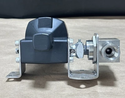 NEW Swagelok SS-45F8-33CD