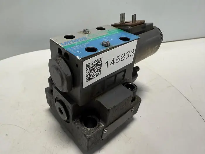 USED VICKERS DG4V-3S-2AL-M-U-HL7-60-EN490