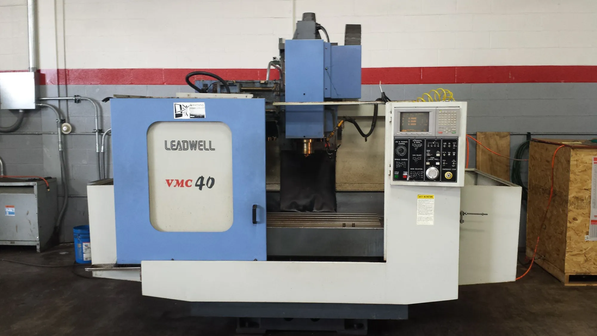 USED 1996 LEADWELL VMC-40
