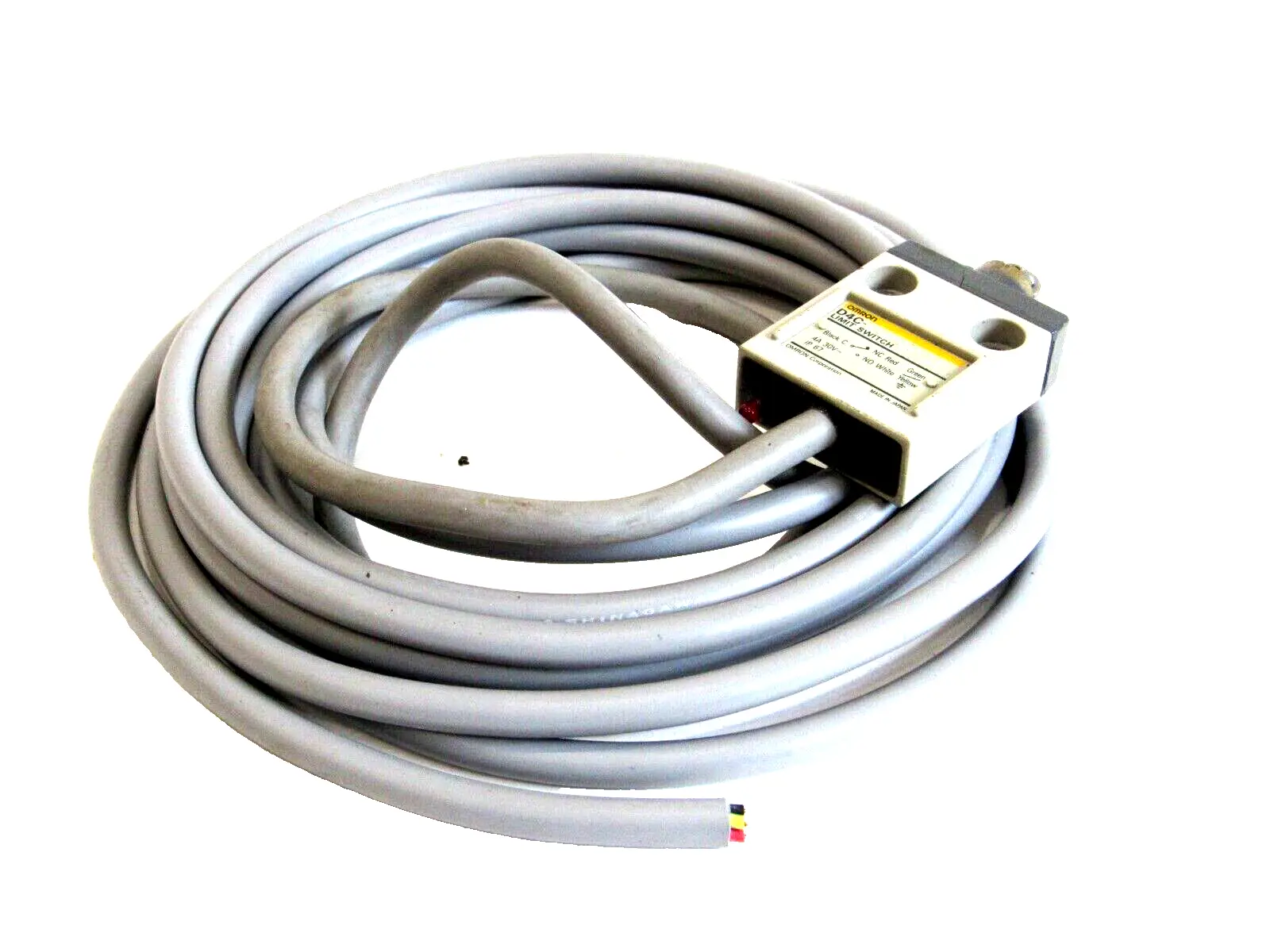 NEW OMRON D4C-3302 LIMIT SWITCH D4C3302