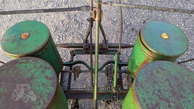 USED JOHN DEERE 246