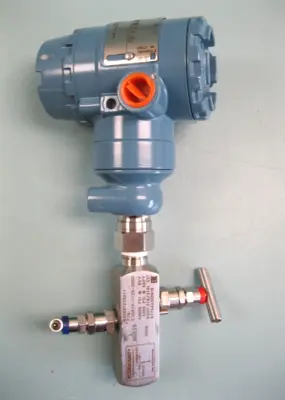NEW Rosemount 2051 TG 4A 2B21AS5E5M5A1037