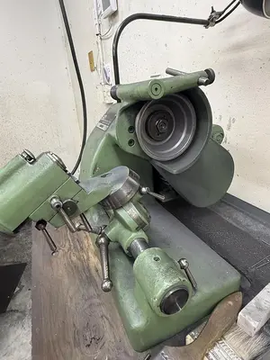 Used 1989 DECKEL SO Tool & Cutter Grinders Minnesota US | Source Machinery Sales #1566573