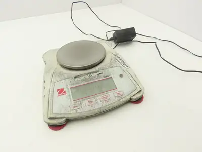 Ohaus Scout SPX622 Precision Analytical Balance Weigh Scale 620 Grams Portable