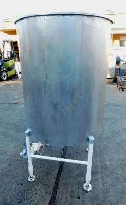 USED 225 GALLON TANK 225 GALLON