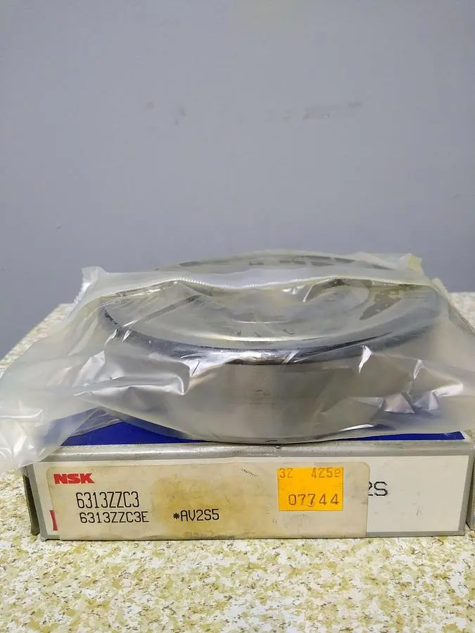 Used NSK 6313ZZC3 Bearings | Surplus Asset Holdings #1189206