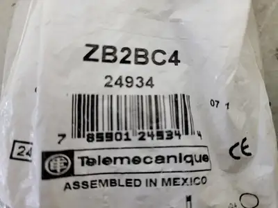 NEW TELEMECANIQUE ZB2BC4