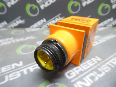 Namco EE560-15400 Cylindicator Proximity Switch Sensor New