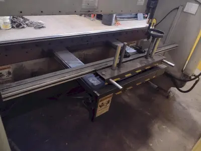 USED ACCURPRESS 717510