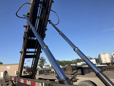 Used 2004 MACK GRANITE 713 Rolloff Trucks Michigan US | Miedema Asset Management Group #1484149
