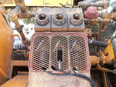 USED 1980 FORD 8000 TANDEM AXLE OILFIELD PUMP / KILL TRUCK