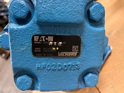 USED VICKERS 3520V38A8-1AA22R