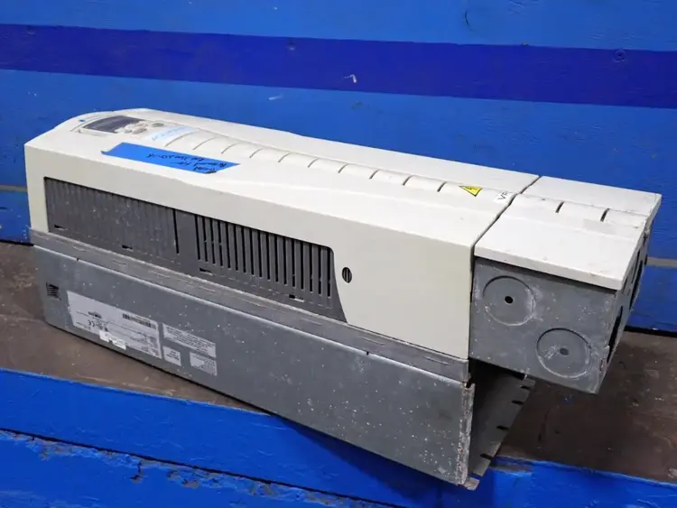 Used GOULDS ACS550U1059A4 AC Drive Control Module Ohio US | HGR 24 #747445