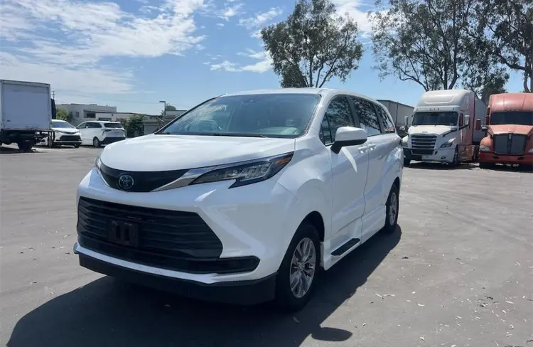 Used TOYOTA SIENNA Vans Illinois US | Mitsubishi HC Capital America #1362860
