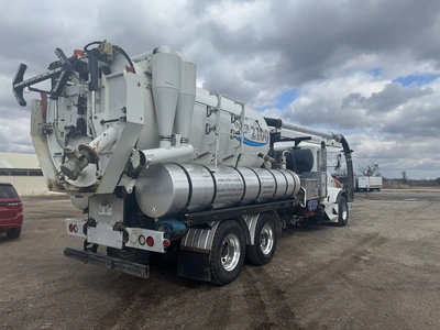 2014 VACTOR 2100P Combination Sewer Cleaner | VacSource (2)