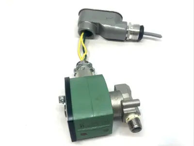 USED ASCO 1/4" 2-WAY SOLENOID VALVE W/ RED DOT CONDUIT FITTING