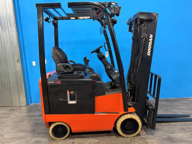 Used 2019 DOOSAN BC15S-5 Misc Forklifts Minnesota US | Birnstengel Equipment #1550228