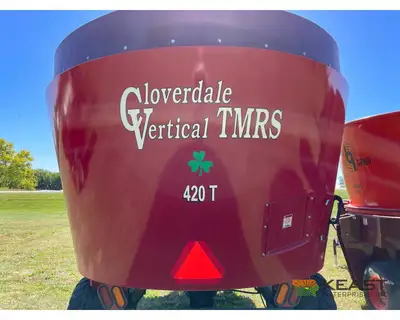 Used CLOVERDALE _UNKNOWN_ Feeder Wagons Iowa US | Keast Enterprises #1360120