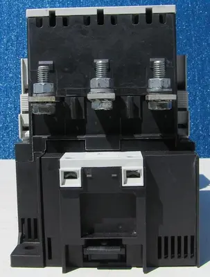 USED SIEMENS 3RT1055-6AF36