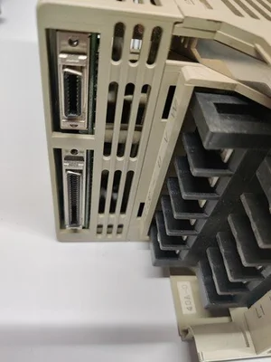 USED YASKAWA YASKAWA SGDB-15VDY1