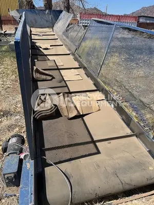 Unknown Manufacturer: Used 48" Infeed Conveyor