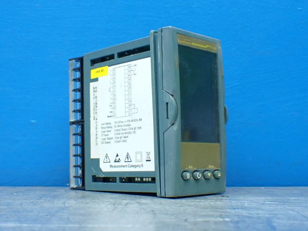 Used EUROTHERM 3208/CC/VH/RRX/R/4CL/G/ENG Temperature Controls Ohio US | HGR 24 #802947