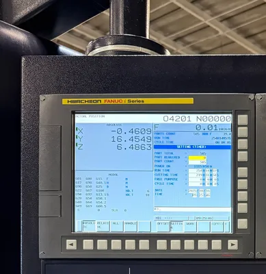 USED 2019 HWACHEON VESTA 1000+