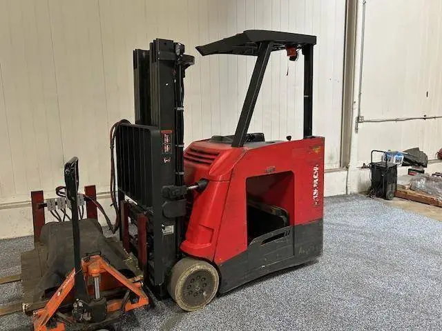 Used RAYMOND 425C40TT Misc Forklifts Illinois US | Somerset Equipment Sales #1542984